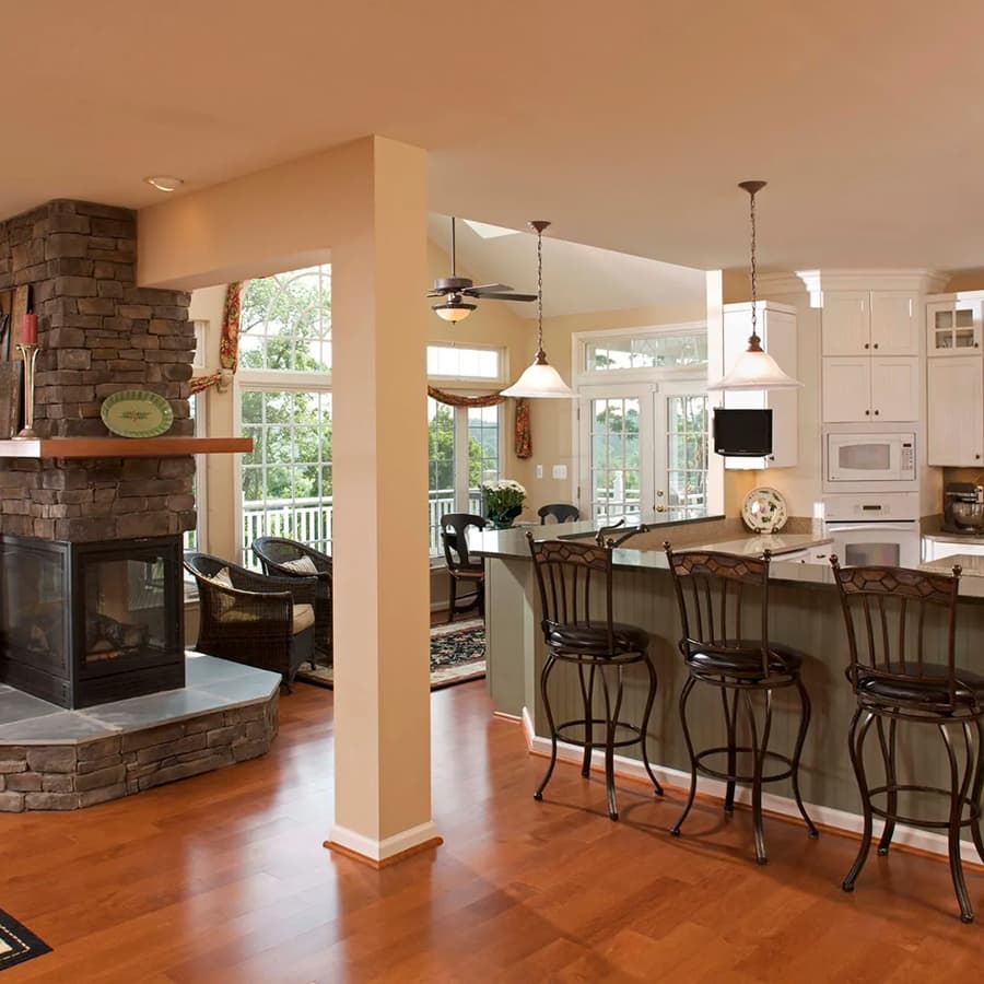 Custom kitchen island in Jacksonville home