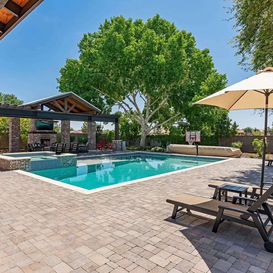 Pool Installation Contractors in Jacksonville Florida: How to Choose the Right Builder